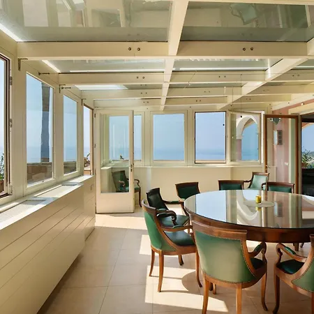 Caroleo Vila Ospedaletti